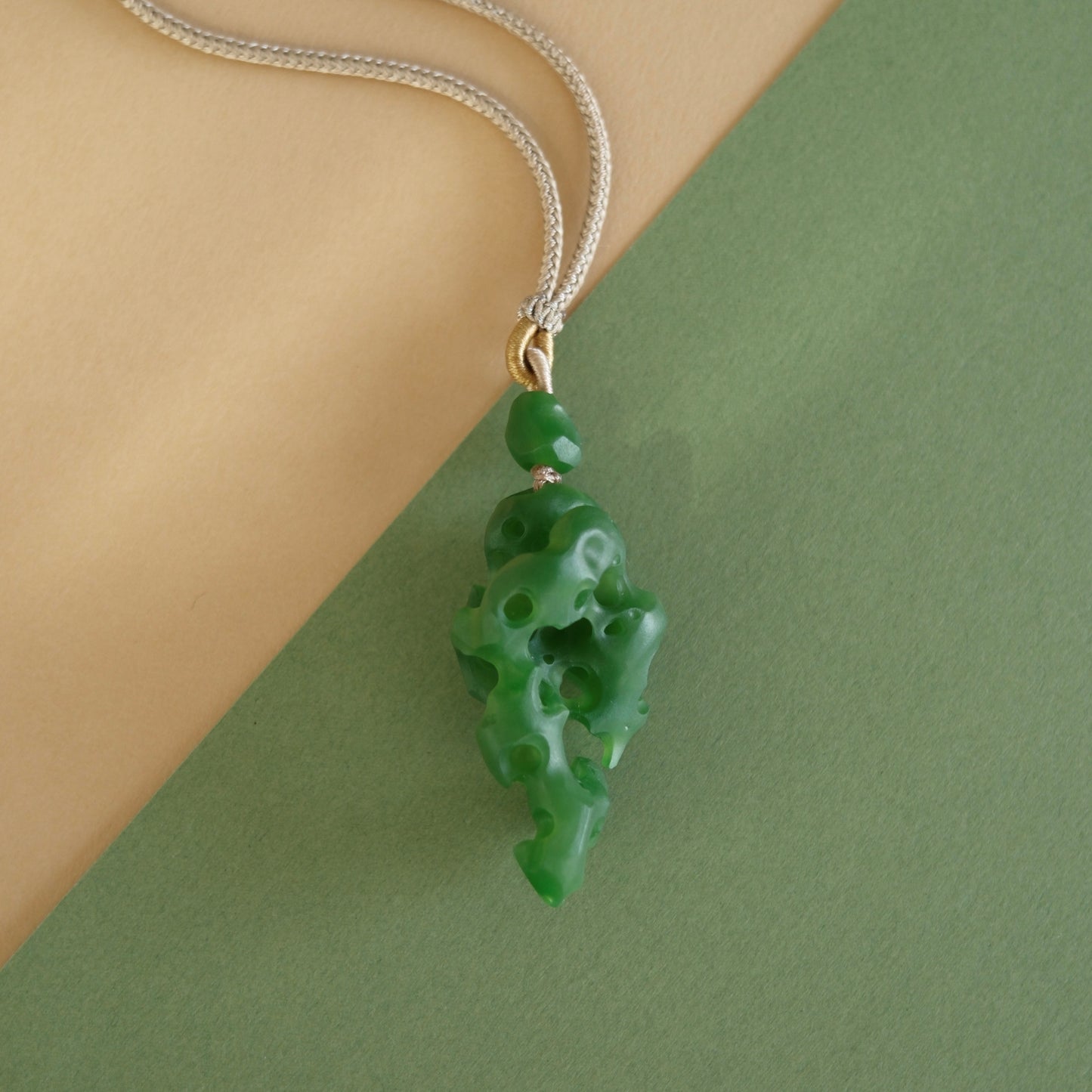 Taihu Essence Pendant