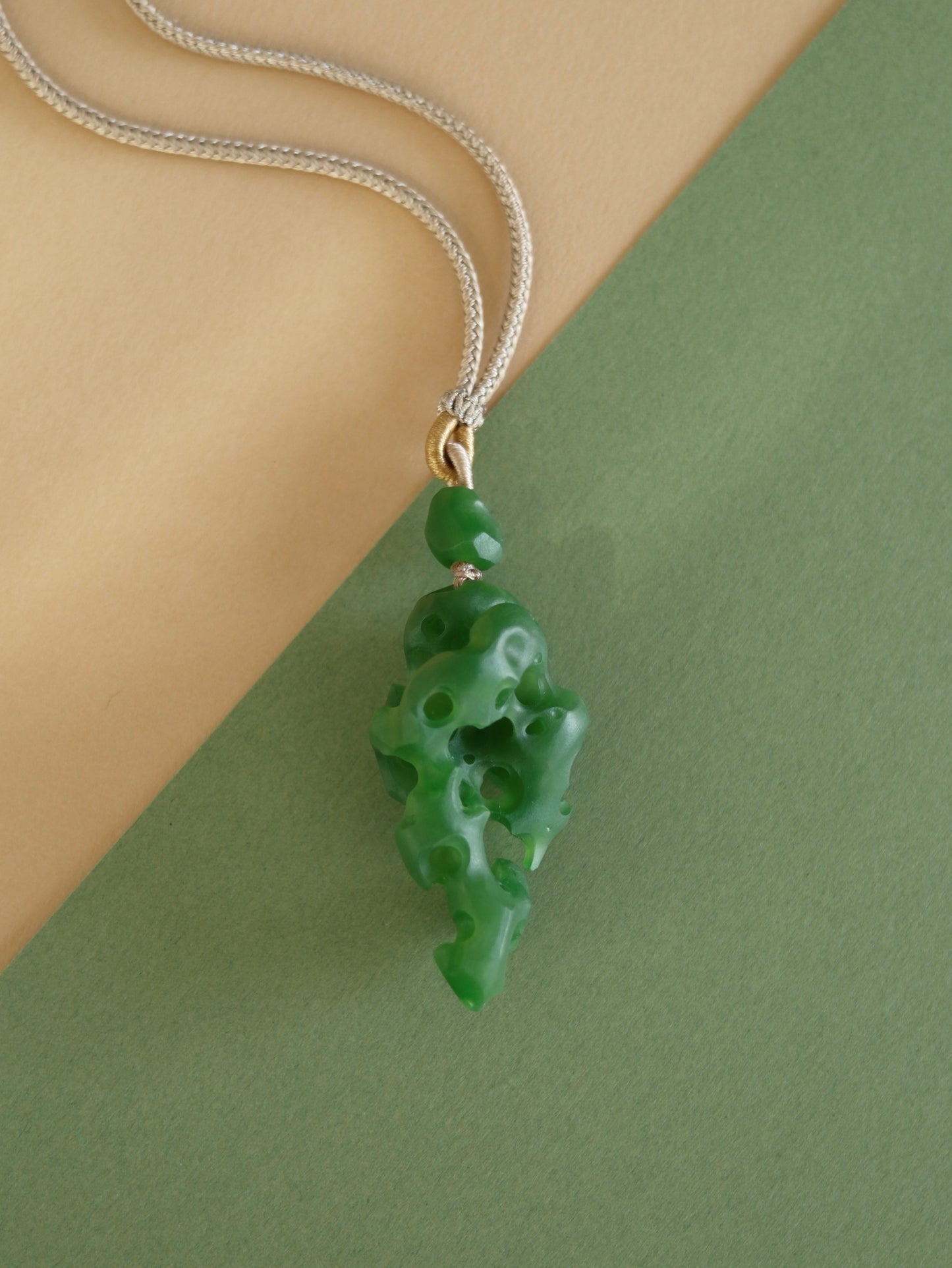 Taihu Essence Pendant