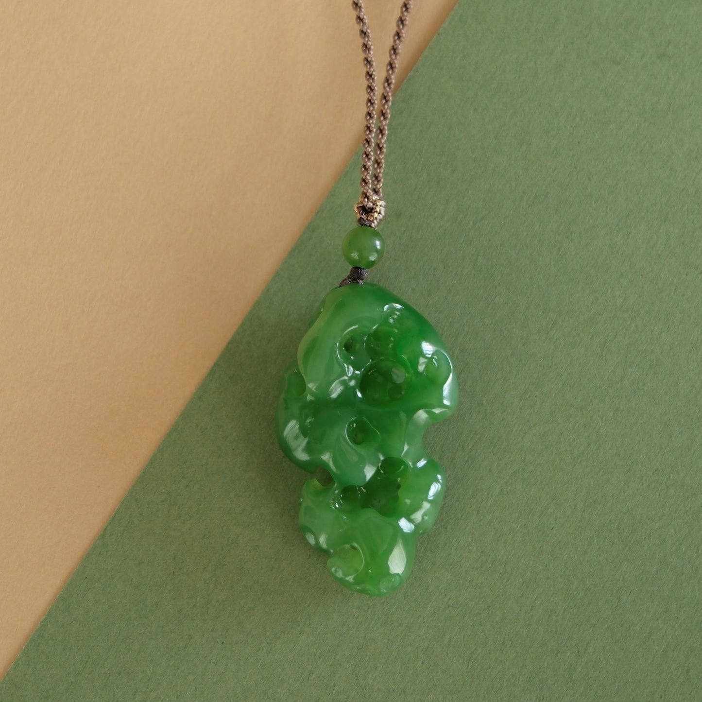 Taihu Essence Pendant Jade