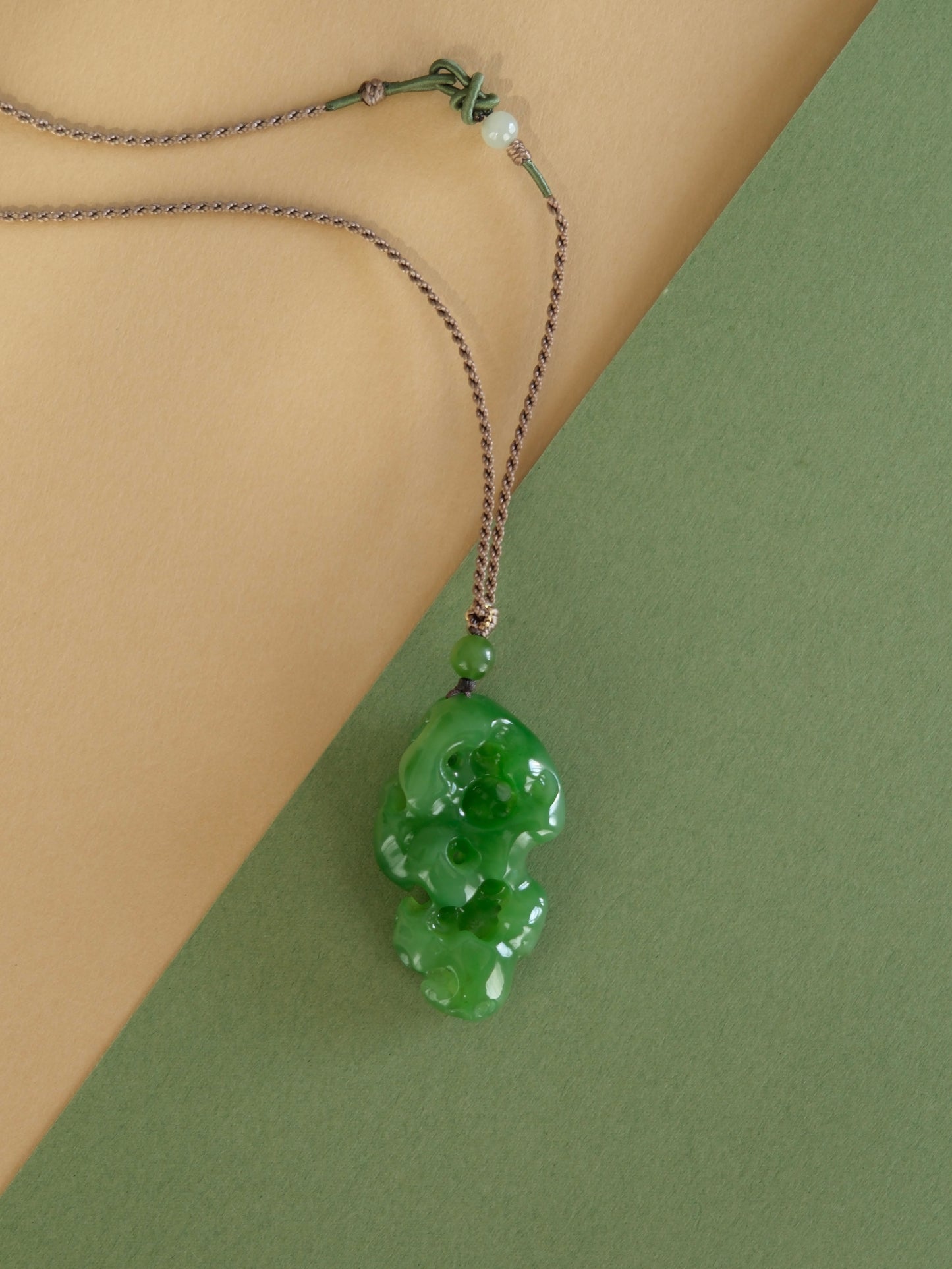 Taihu Essence Pendant Jade