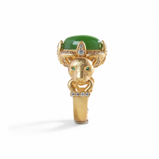 PROWLING PANTHER GREEN JADE WRAP RING