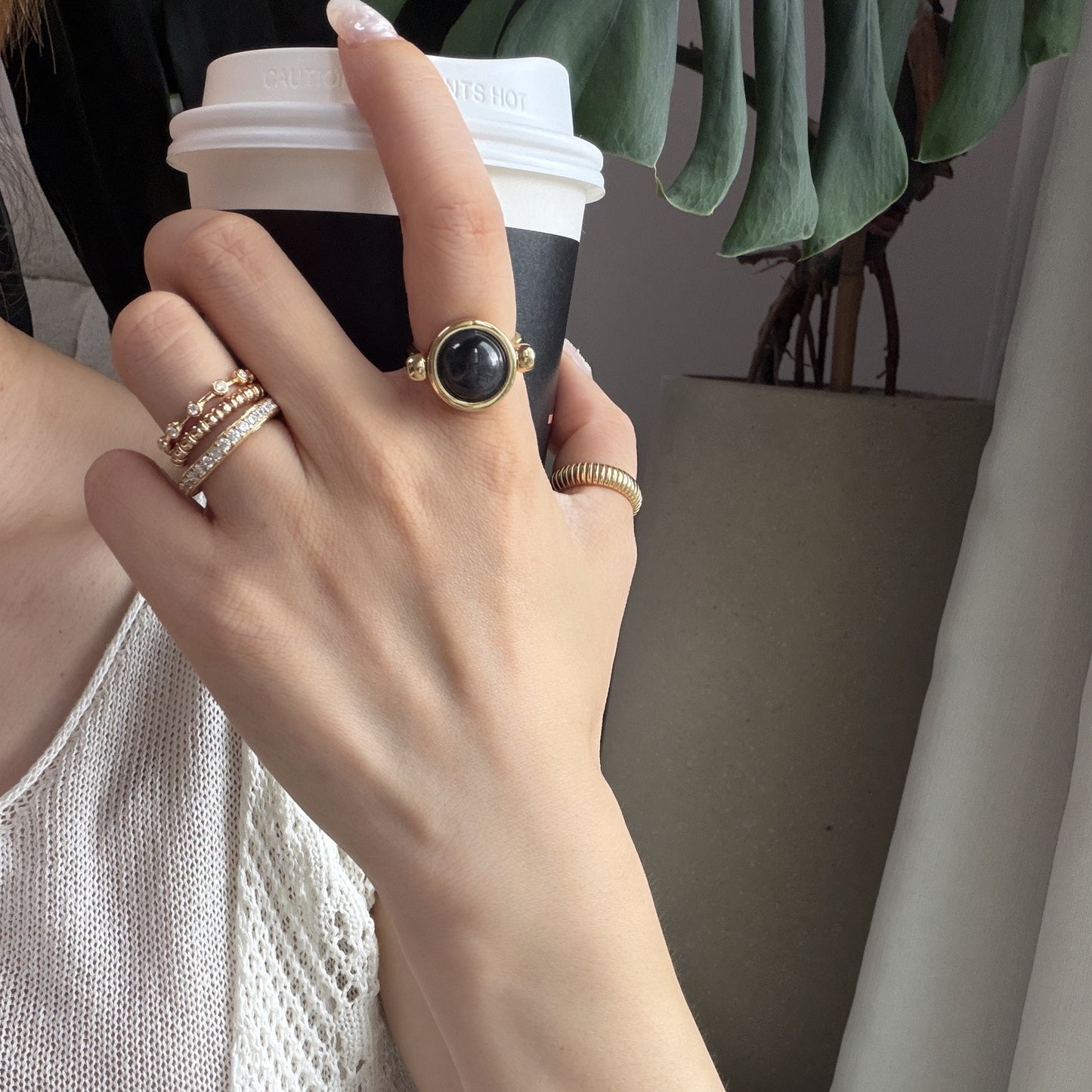 FLIP SPARKLE BLACK JADE RING
