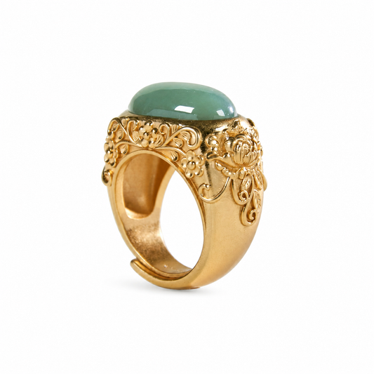 EQUESTRIAN HORSE-RIDER GREEN JADE RING